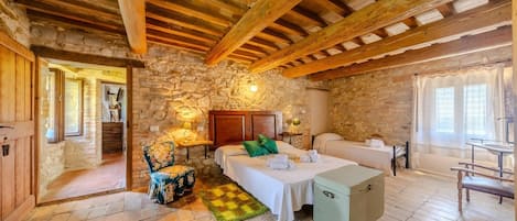 4 bedrooms, Internet