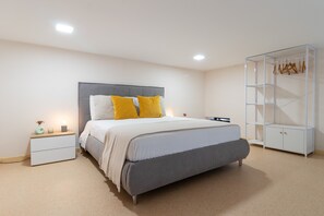 1 bedroom, free WiFi, bed sheets