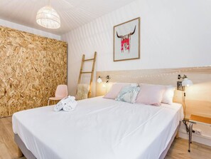 2 bedrooms, iron/ironing board, travel crib, WiFi