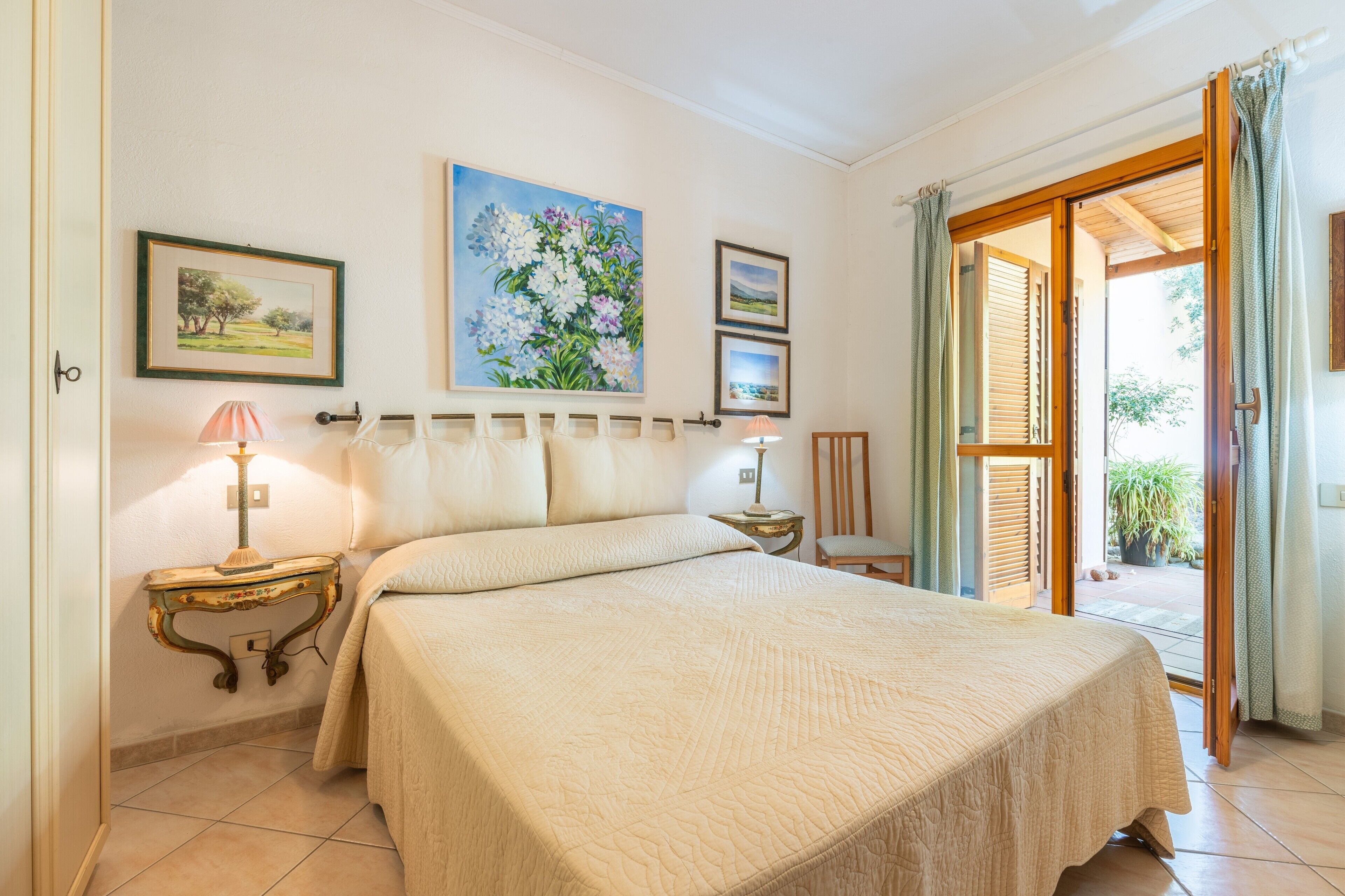 2 habitaciones, tabla de planchar con plancha y wifi gratis 