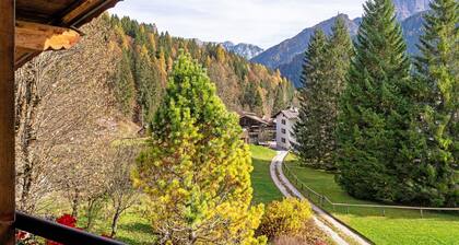 Ferienwohnung 'Appartamento Palmina' mit Bergblick, Gemeinschaftsgarten und Wi-Fi