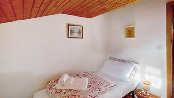 3 Schlafzimmer, kostenloses WLAN, Bettwäsche