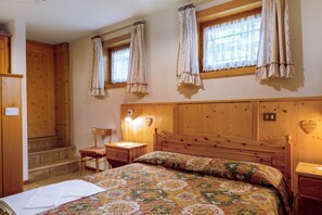 2 bedrooms, free WiFi, bed sheets - Apartment 'Lastei' with Mountain View, Shared Garden and Wi-Fi (Falcade)