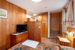 2 habitaciones, wifi gratis y ropa de cama 