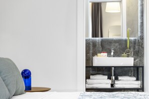 2 soverom, safe på rommet, strykejern/-brett og wi-fi (inkludert)