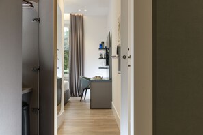 2 bedrooms, in-room safe, iron/ironing board, free WiFi - Domus Augustea - Nerone (Roma)