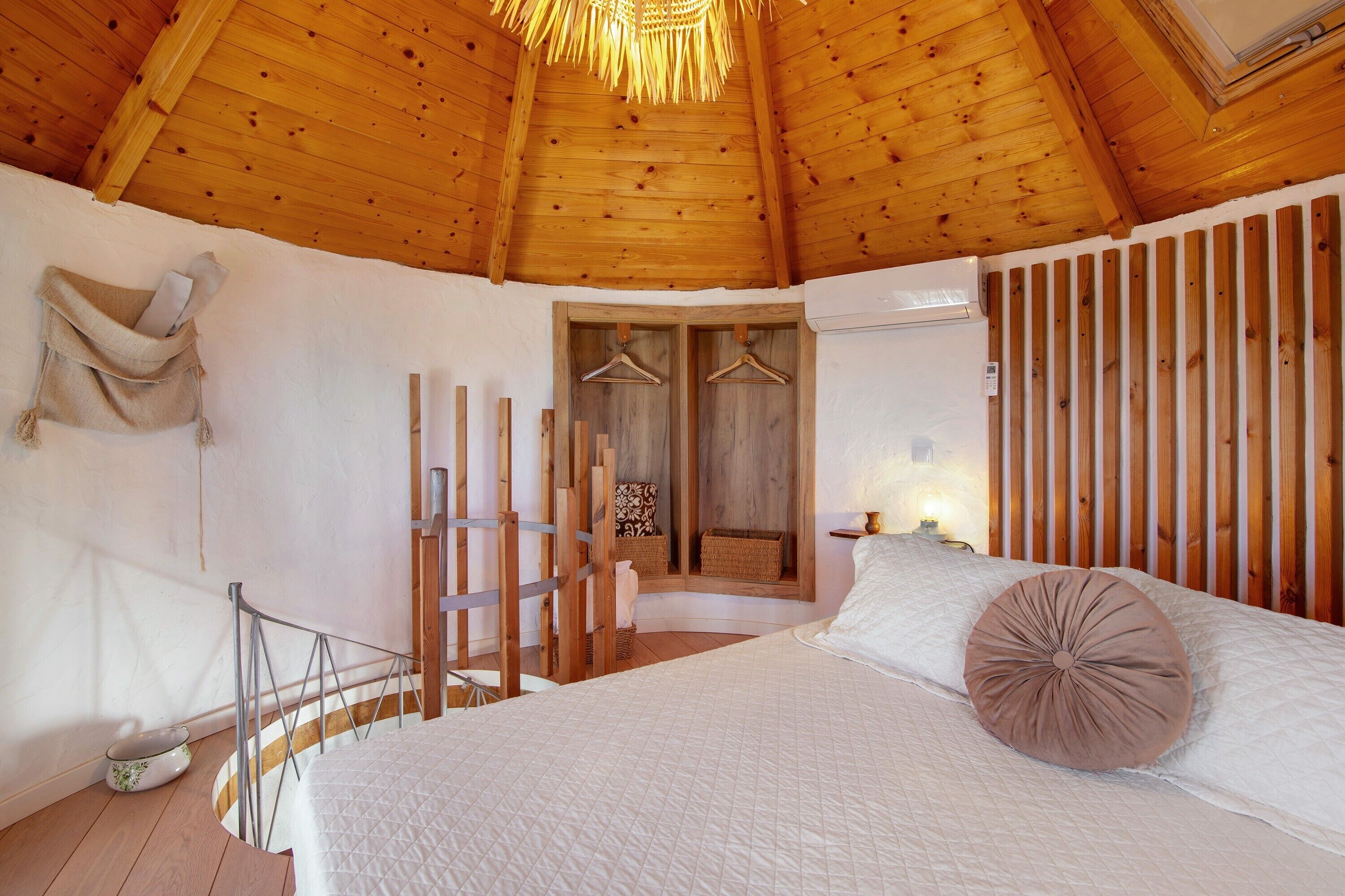 1 dormitori, planxa i posts de planxar, wifi gratuïta i roba de llit 