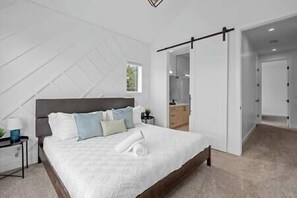 6 camere, ferro/asse da stiro, Wi-Fi gratuito, lenzuola