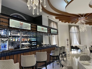 Bar (en el alojamiento)