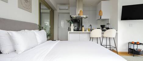 1 bedroom, WiFi, bed sheets