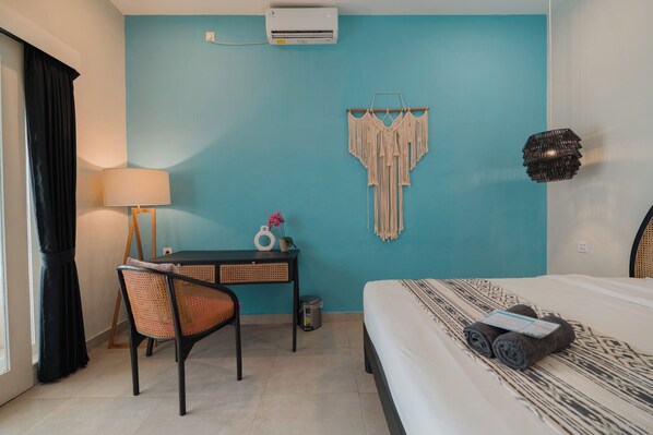 3 chambres, bureau, espace de travail pour ordinateur portable