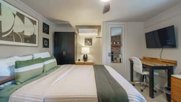 1 chambre, bureau, fer et planche à repasser, Wi-Fi gratuit