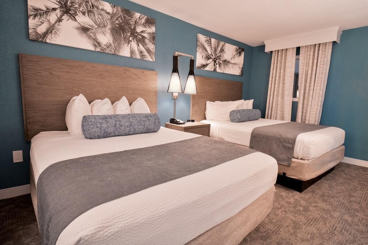 3 Bedroom Oceanfront With 6 Queen Beds Sleeps 12 - Myrtle Beach, SC