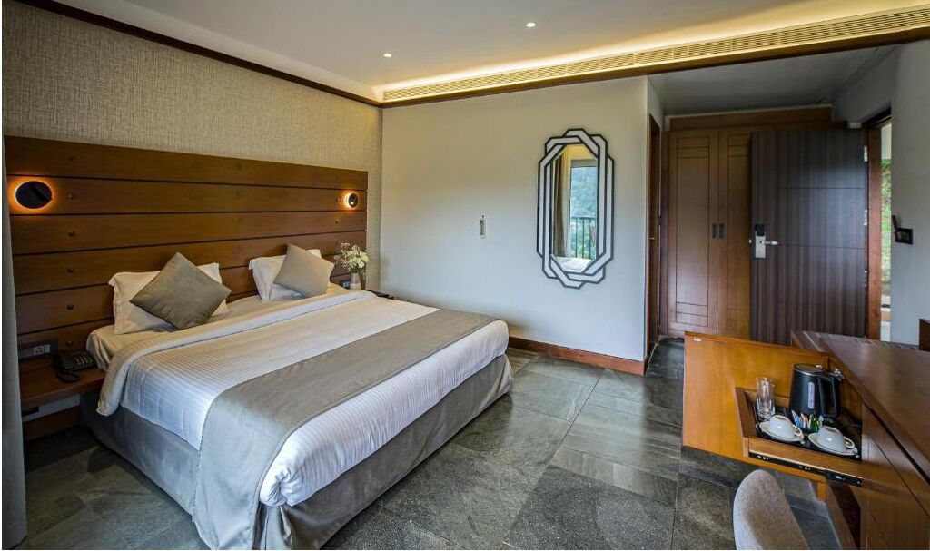 In-room safe, free WiFi