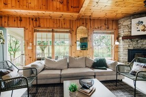 TV, fireplace, books, offices