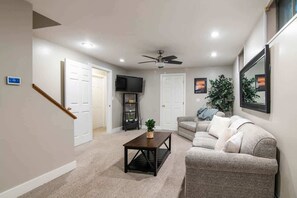 صورة غير مصنفة، 5 من 34، زرّ