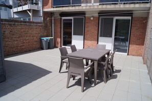 Buiten dineren