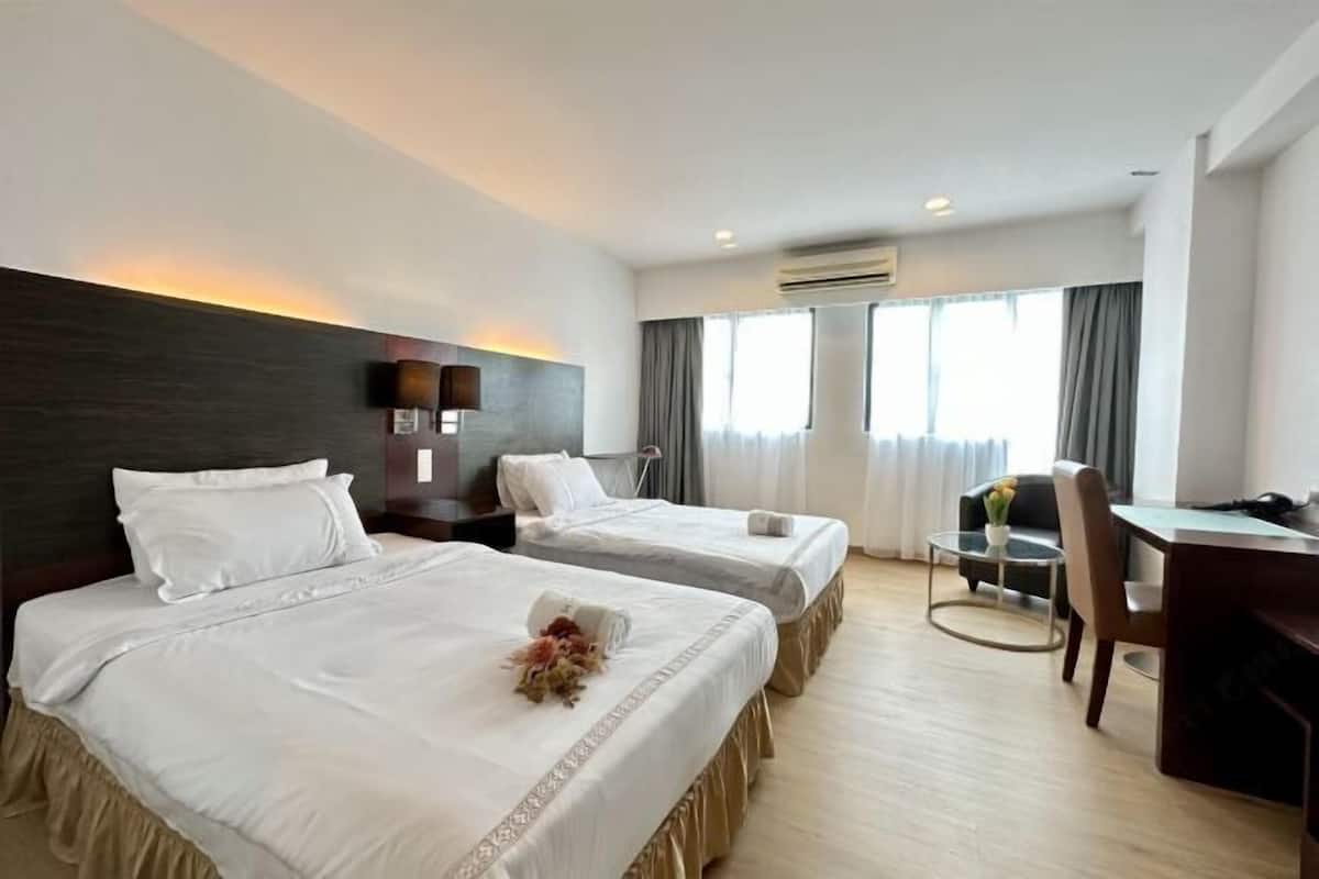 Premium bedding, Select Comfort beds, blackout drapes, soundproofing