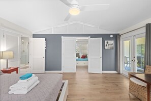 4 bedrooms, desk, iron/ironing board, travel cot