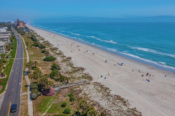 On the beach - Ocean Forest Villas D314 - Ocean View! (Myrtle Beach)