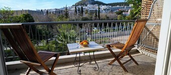 Lecabetus view apartment