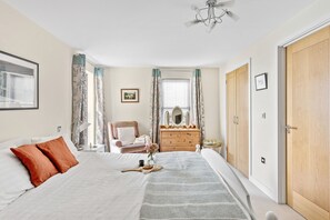 3 Schlafzimmer, Bügeleisen/Bügelbrett, kostenloses WLAN, Bettwäsche