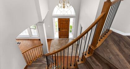 Glow-Inspired Cowboy House w/ Private Pool