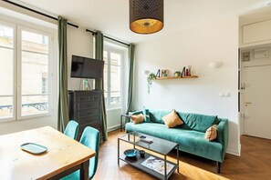 Fernseher