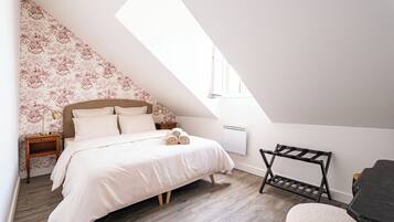 1 chambre, fer et planche à repasser, Wi-Fi, draps fournis