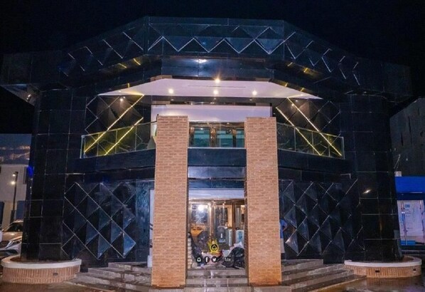 Front of property - Joker Hotel and Suites  (Benin City)