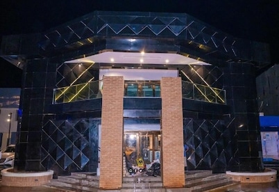 Joker Hotel and Suites 