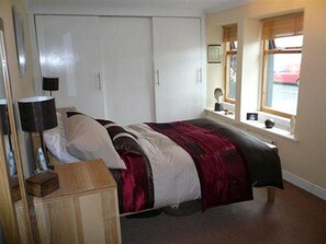 2 bedrooms, iron/ironing board, travel crib, free WiFi - Ghyll Foot Cottage in Ainstable, Eden Valley, Cumbria (Carlisle)