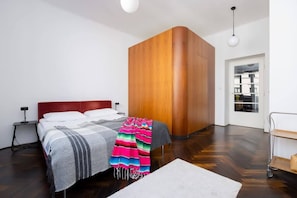 1 chambre, fer et planche à repasser, Wi-Fi, draps fournis
