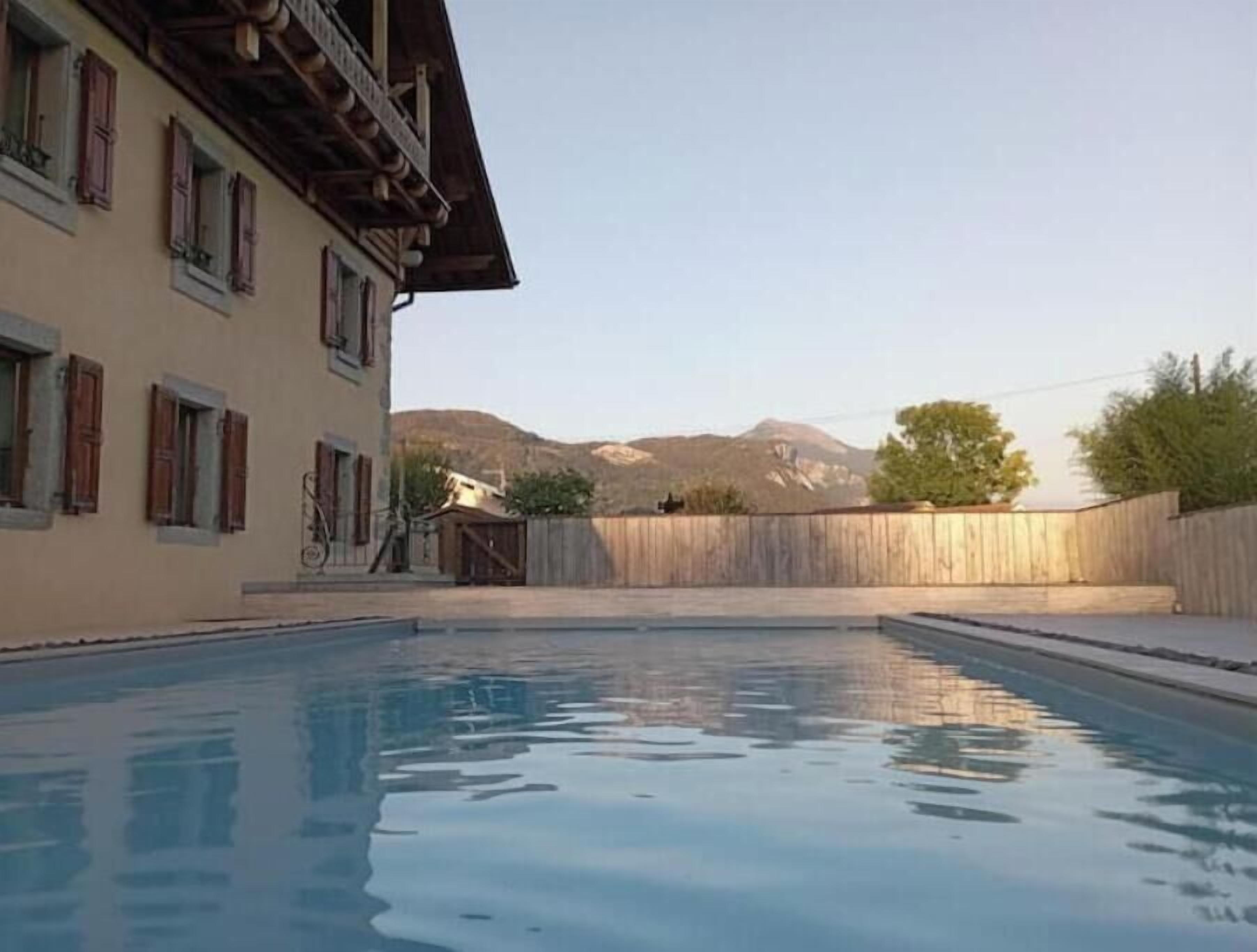 Alberca al aire libre 