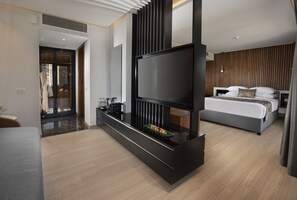 Junior Suite, 1 Bedroom | In-room safe, blackout curtains, soundproofing, iron/ironing board - V Hotel Cairo (Giza)