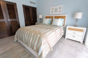 3 chambres, fer et planche à repasser, lit de bébé portatif, Wi-Fi