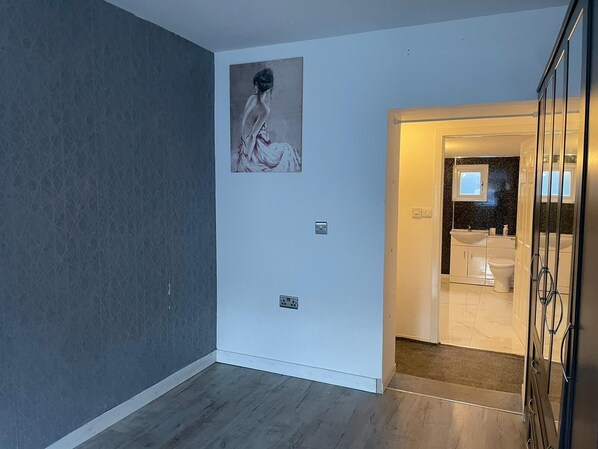 House | Bathroom