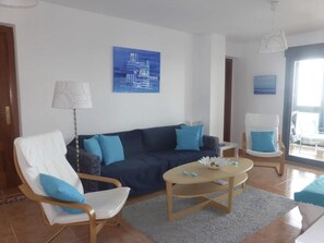 Apartment | Living area - 3bed Penthouse Apt With Private Terrace & Balcony (El Campello)