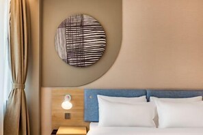 Room - Homeinn · neo (Tianjin Railway Station Binjiang Avenue Pedestrian Street) (Tianjin)