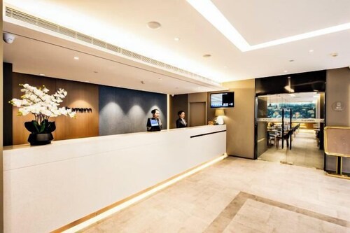 Homeinn · neo (Tianjin Railway Station Binjiang Avenue Pedestrian Street)