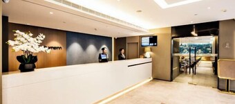 Homeinn · neo (Tianjin Railway Station Binjiang Avenue Pedestrian Street)