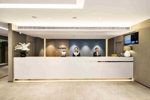 Unclassified image, 4 of 47, button - Homeinn · neo (Tianjin Railway Station Binjiang Avenue Pedestrian Street) (Tianjin)