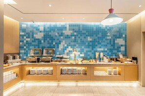 Restaurant - Homeinn · neo (Tianjin Railway Station Binjiang Avenue Pedestrian Street) (Tianjin)