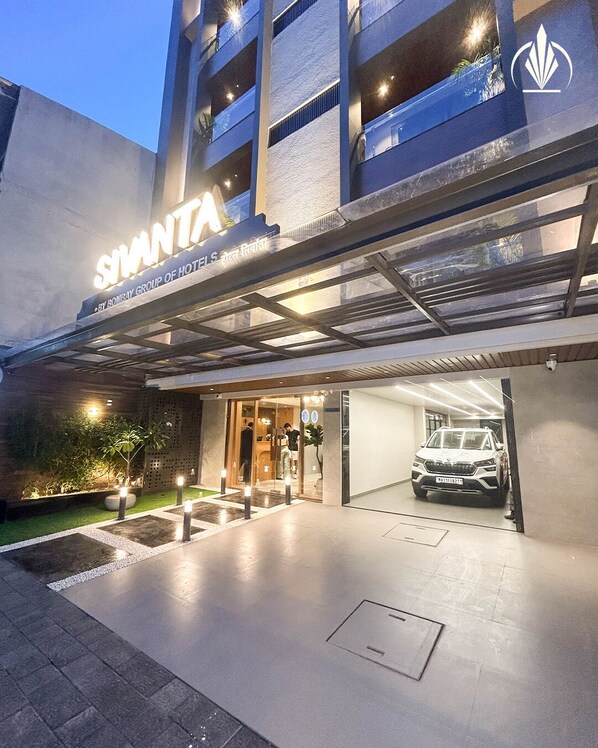 Front of property - SIVANTA BY BOMBAY GROUP OF HOTELS NAGPUR (Nagpur)