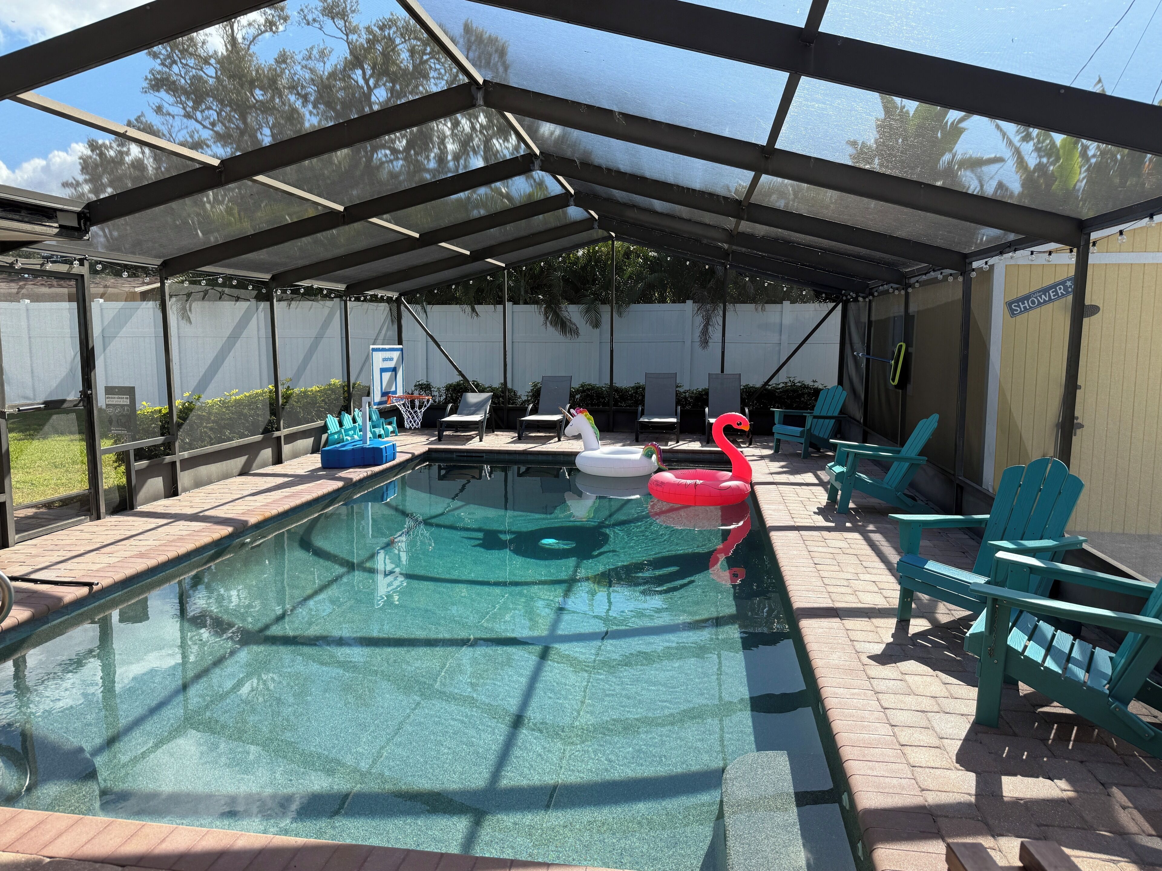 Piscina all'aperto, una piscina riscaldata