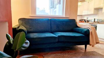 TV, stereo, offices