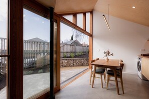Interior - Little Brick Cottage (South Hobart)