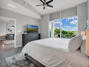 2 habitaciones, escritorio, tabla de planchar con plancha y wifi gratis 