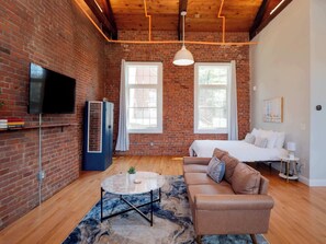 Smart TV, offices