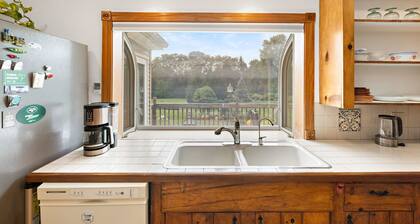 Charming 2-bedroom house on 2 dog friendly landscaped acres in lovely Chester